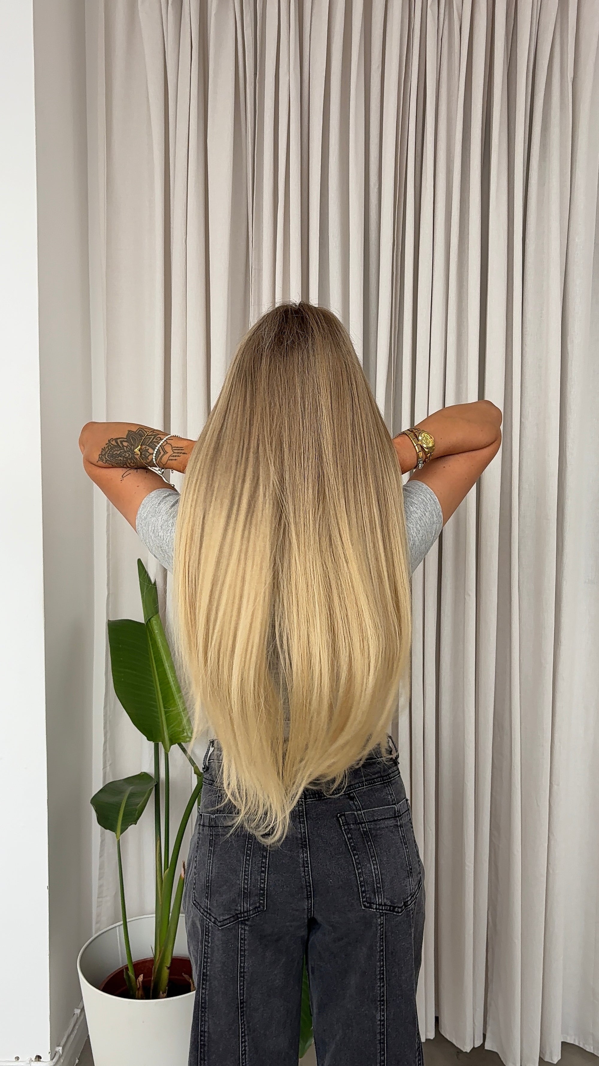 Vanilla wig